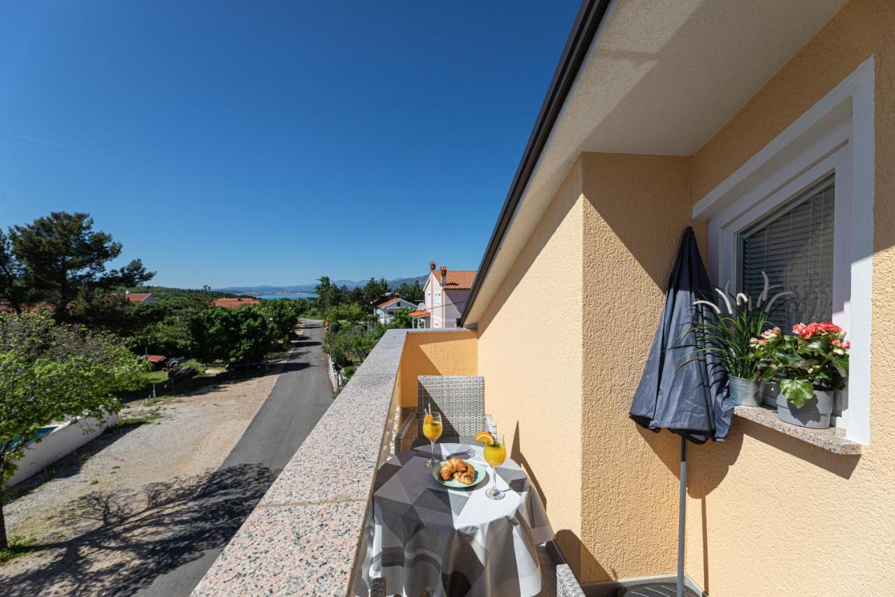 Ferienwohnung Pansion Tina Šilo Exterior foto